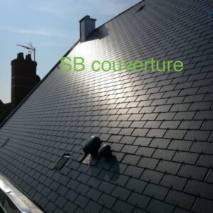 Sbj-couverture - Comment réparer une toiture en ardoise après une tempête pour arrêter les fuites, limiter les dégâts et économiser sur la facture ? - Featured Image 1